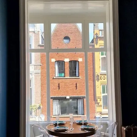 De Cosy Barock Met Gezellige Patio ! Apartment Breda