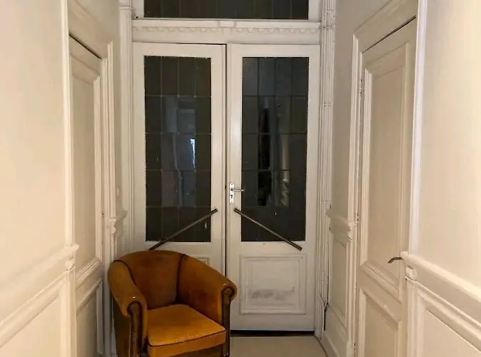 Appartement De Cosy Barock Met Gezellige Patio !