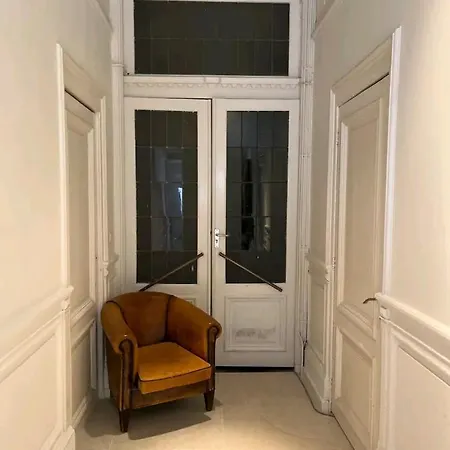 Apartmán De Cosy Barock Met Gezellige Patio !